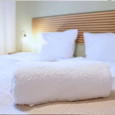 Family-friendly 5-person Apartment *