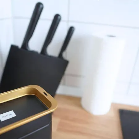 Cozy Apartment I 5X Einzelbetten I Kueche I Wifi I Hd Tv I Balkon I Erdgeschoss I Self Check-In Halle (Saale)