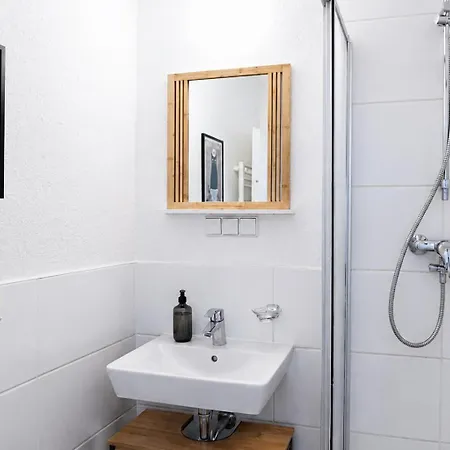 Apartmán Cozy I 5x Einzelbetten I Kueche I Wifi I Hd Tv I Balkon I Erdgeschoss I Self Check-in *