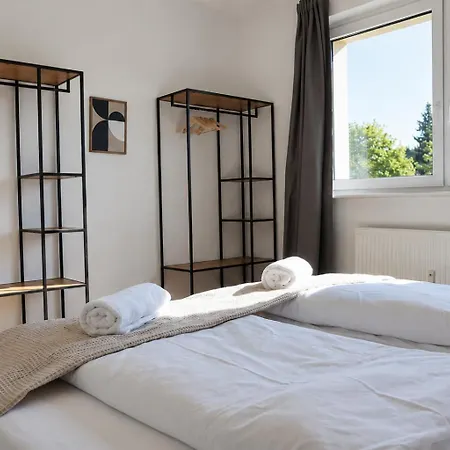 Apartment Cozy I 5x Einzelbetten I Küche I Wifi I Hd Tv I Balkon I Erdgeschoss I Self Check-in