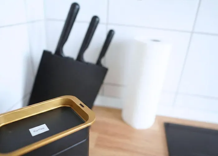 Cozy Apartment I 5X Einzelbetten I Kueche I Wifi I Hd Tv I Balkon I Erdgeschoss I Self Check-In Halle (Saale)