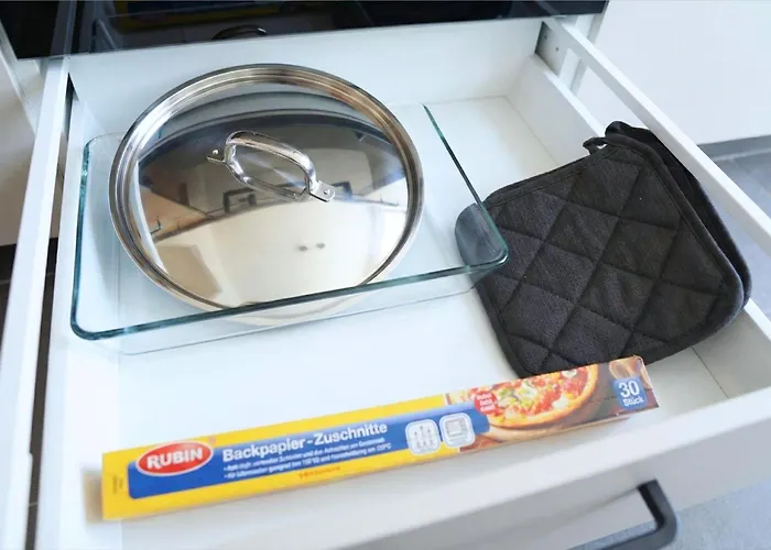 Cozy Apartment I 5X Einzelbetten I Kueche I Wifi I Hd Tv I Balkon I Erdgeschoss I Self Check-In Apartment *