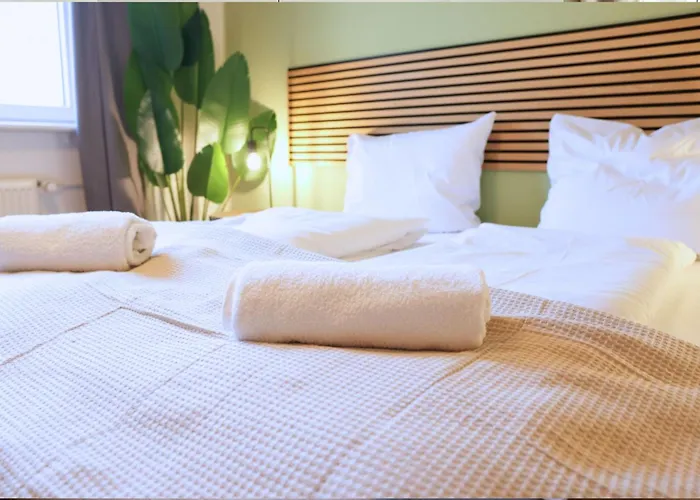 Cozy Apartment I 5X Einzelbetten I Kueche I Wifi I Hd Tv I Balkon I Erdgeschoss I Self Check-In Apartment Halle (Saale)